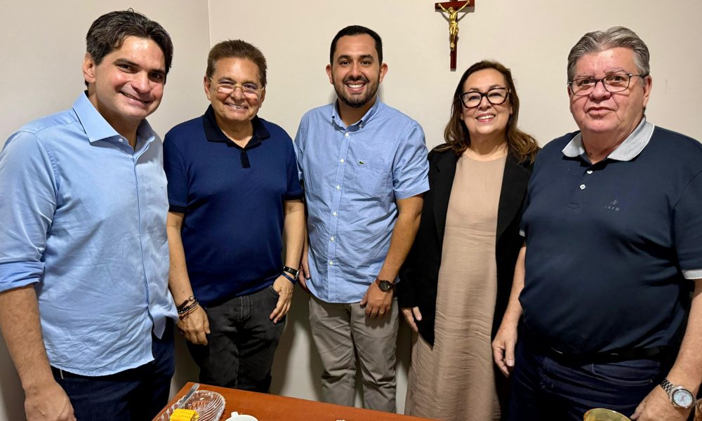 Felipe Coutinho se reúne com João Azevêdo, Adriano e Murilo Galdino e reforça articulação por investimentos na Grande Campina